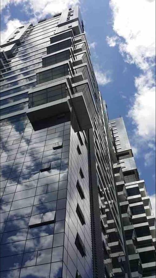3 Towers 10Min To Klcc Next To Hospital Gleneagle Apartment Kuala Lumpur Bagian luar foto